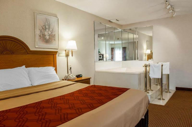 Baymont By Wyndham Lebanon In Villa Buitenkant foto